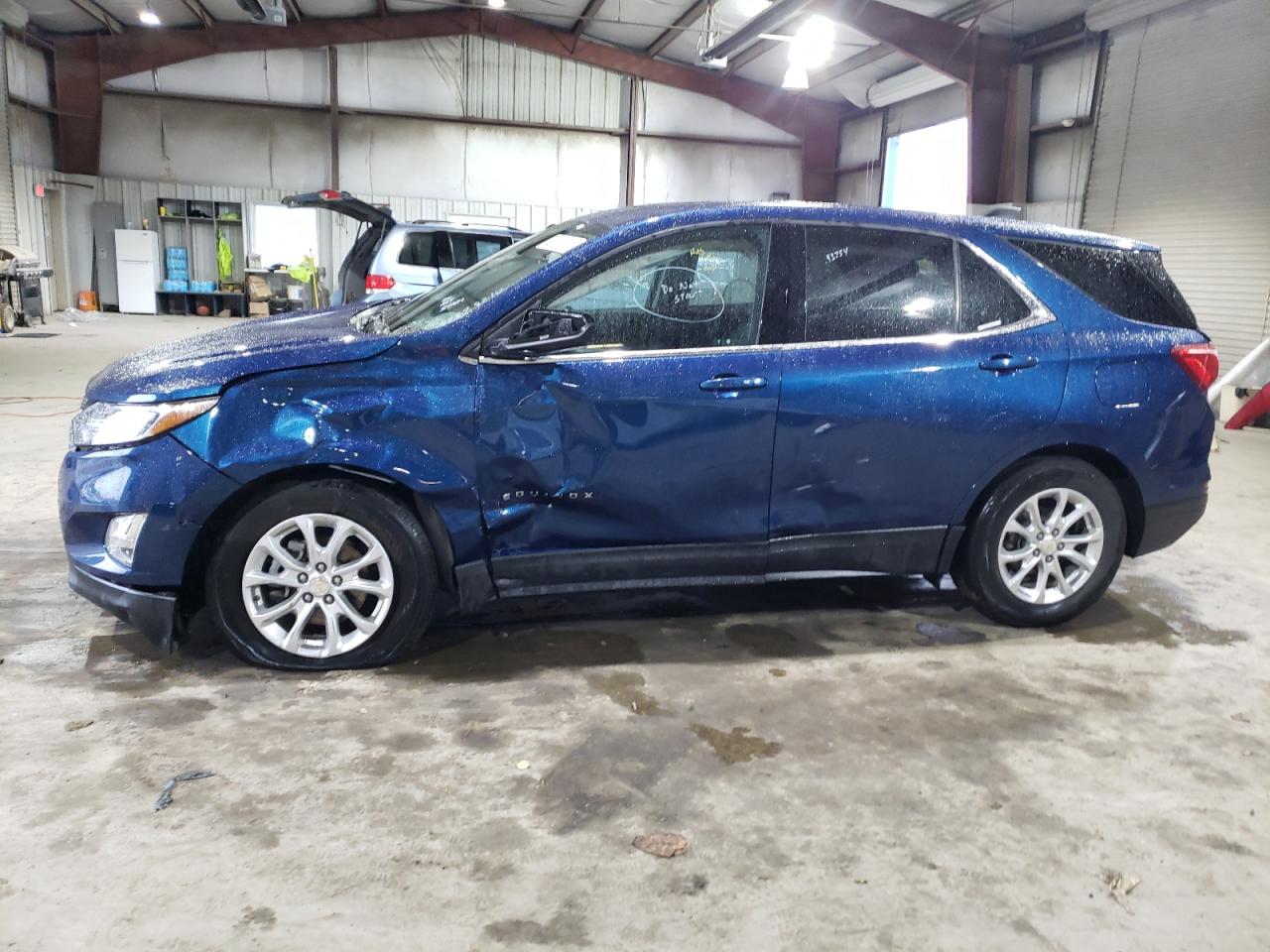 Изображение 1 2020 CHEVROLET EQUINOX LT 2020 с VIN 2GNAXJEV5L6183425