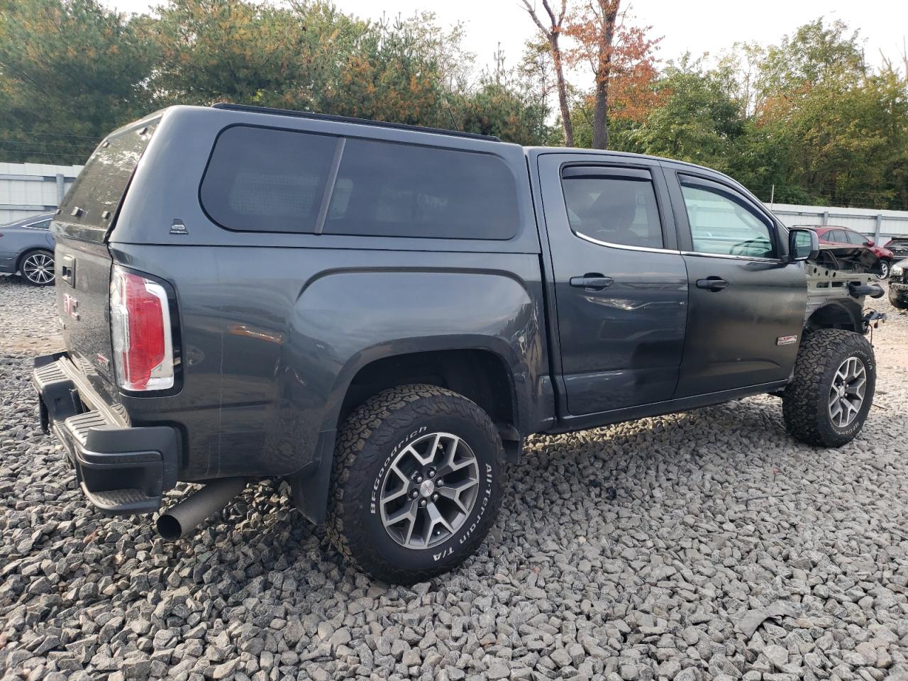 Изображение 3 2016 GMC CANYON SLE 2016 с VIN 1GTP6CE12G1209177