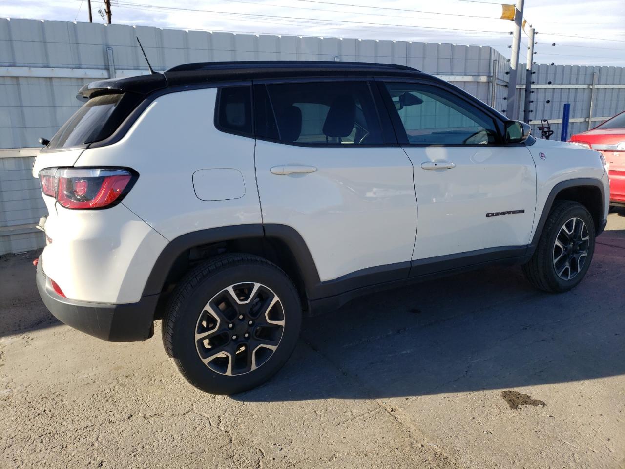 Изображение 3 2020 JEEP COMPASS TRAILHAWK 2020 с VIN 3C4NJDDB7LT159837