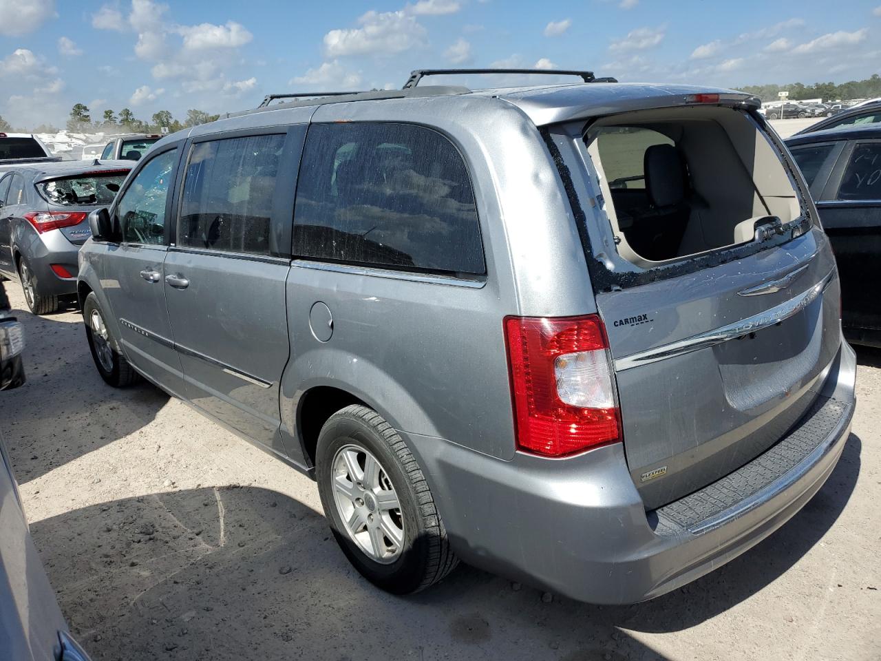 Image 2 of 2013 CHRYSLER TOWN & COUNTRY TOURING 2013 with VIN 2C4RC1BG3DR583643