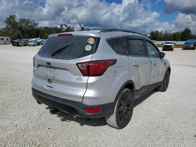 Изображение 3 2019 FORD ESCAPE SE 2019 с VIN 1FMCU0GD2KUB08816