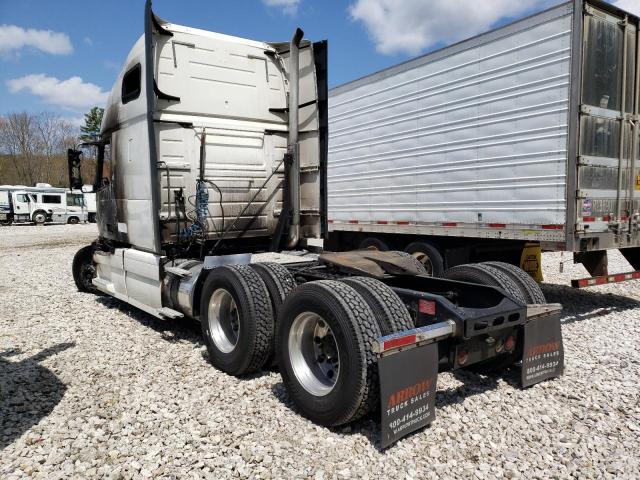 Image 3 of 2011 VOLVO VN VNL 2011 with VIN 4V4NC9EH7BN294393