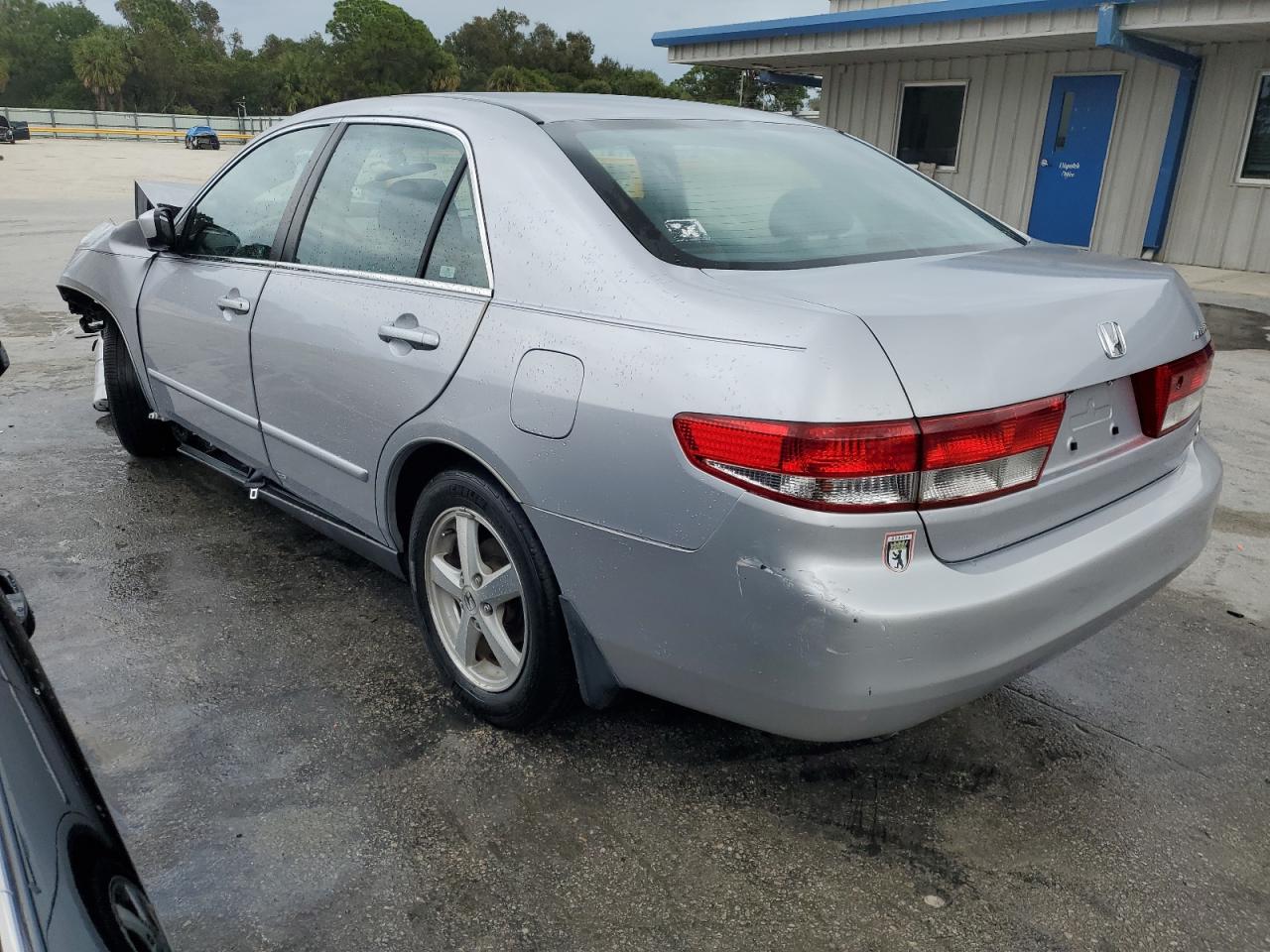 Изображение 2 2004 HONDA ACCORD LX 2004 с VIN 1HGCM66304A058326
