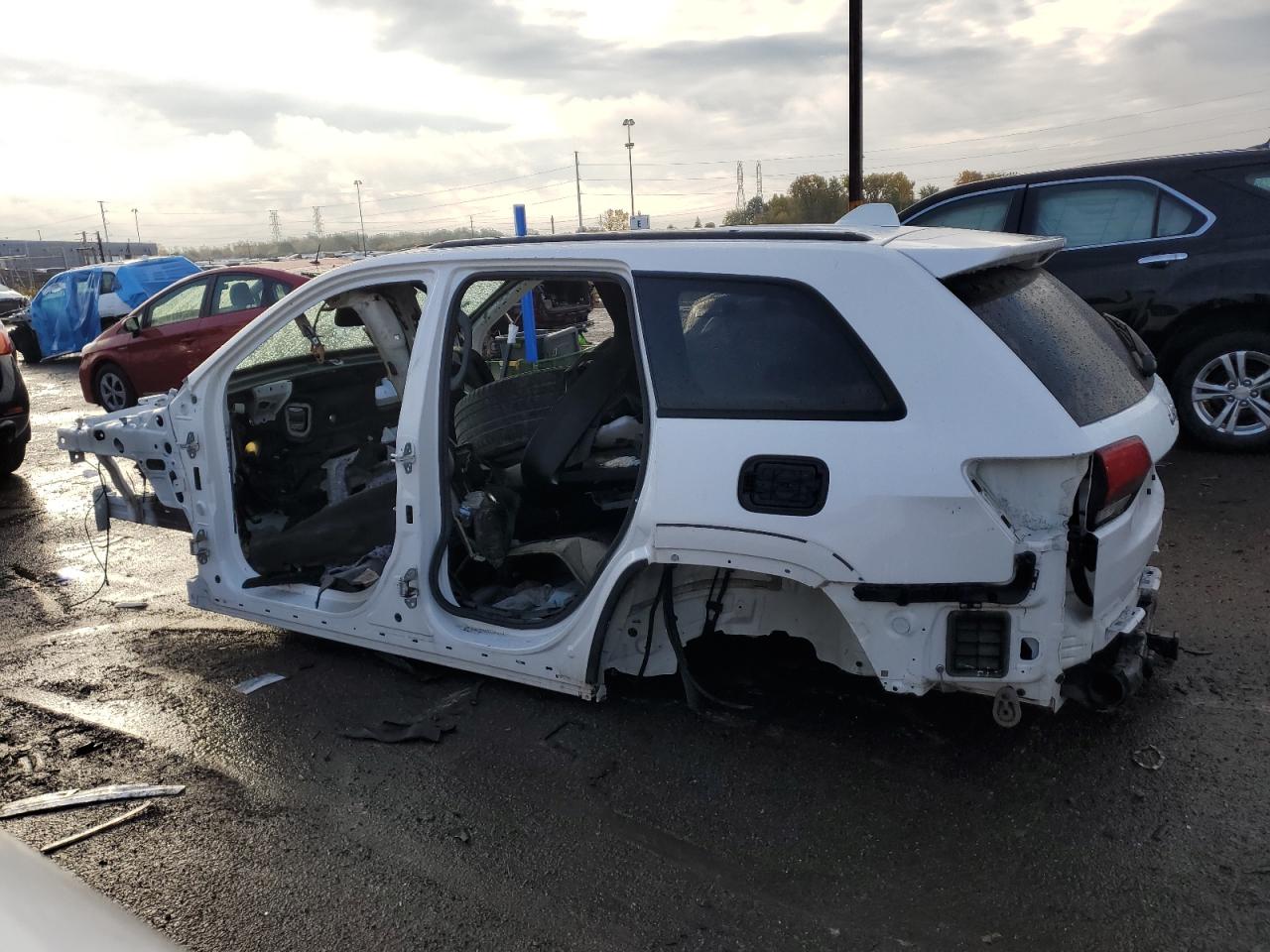 Image 2 of 2017 JEEP GRAND CHEROKEE SRT-8 2017 with VIN 1C4RJFDJ0HC757470