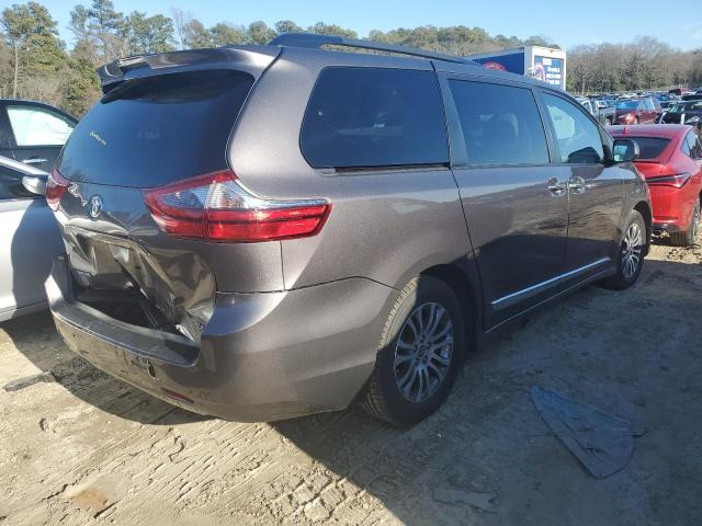 Obraz 3 z 2020 TOYOTA SIENNA XLE 2020 z VIN 5TDYZ3DC4LS087921