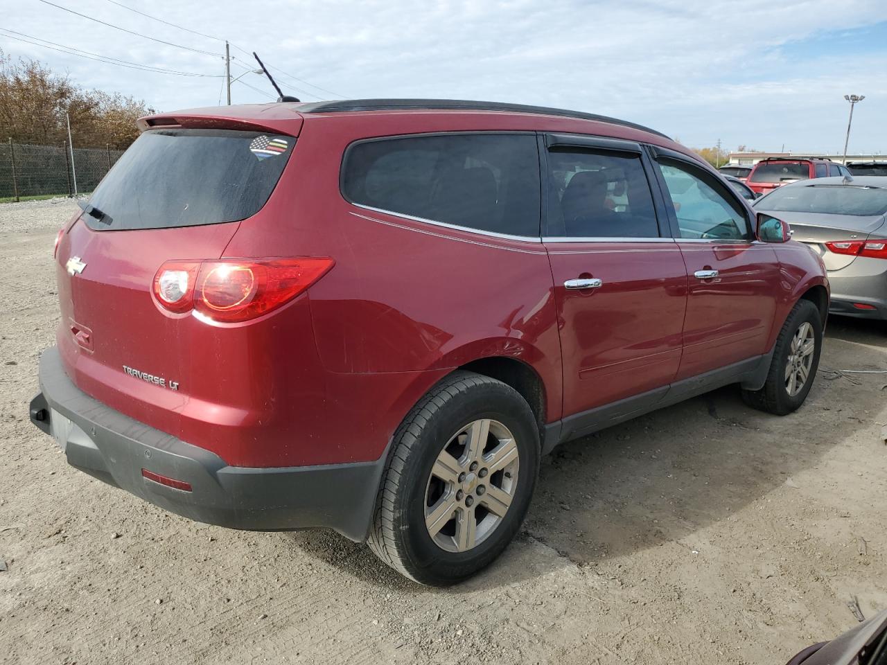 Изображение 3 2012 CHEVROLET TRAVERSE LT 2012 с VIN 1GNKRJED2CJ272085