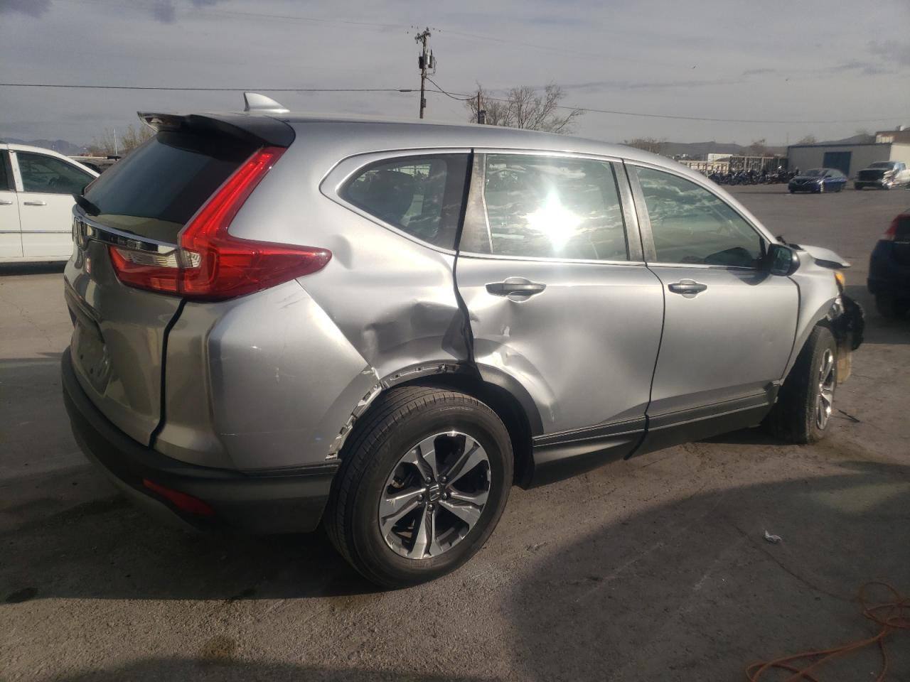 Изображение 3 2018 HONDA CR-V LX 2018 с VIN 2HKRW6H34JH203582