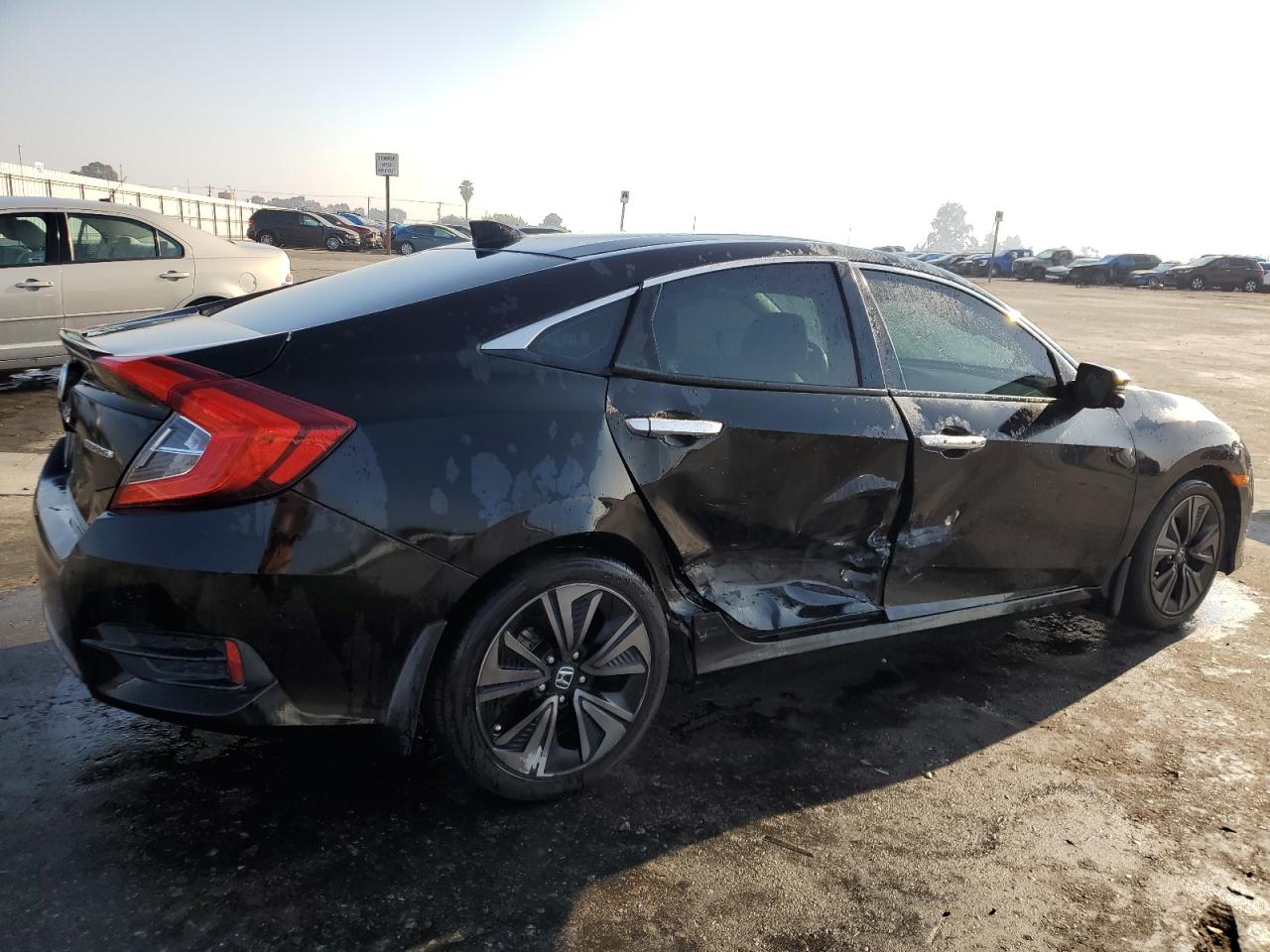 Image 3 of 2016 HONDA CIVIC TOURING 2016 with VIN 2HGFC1F98GH630739