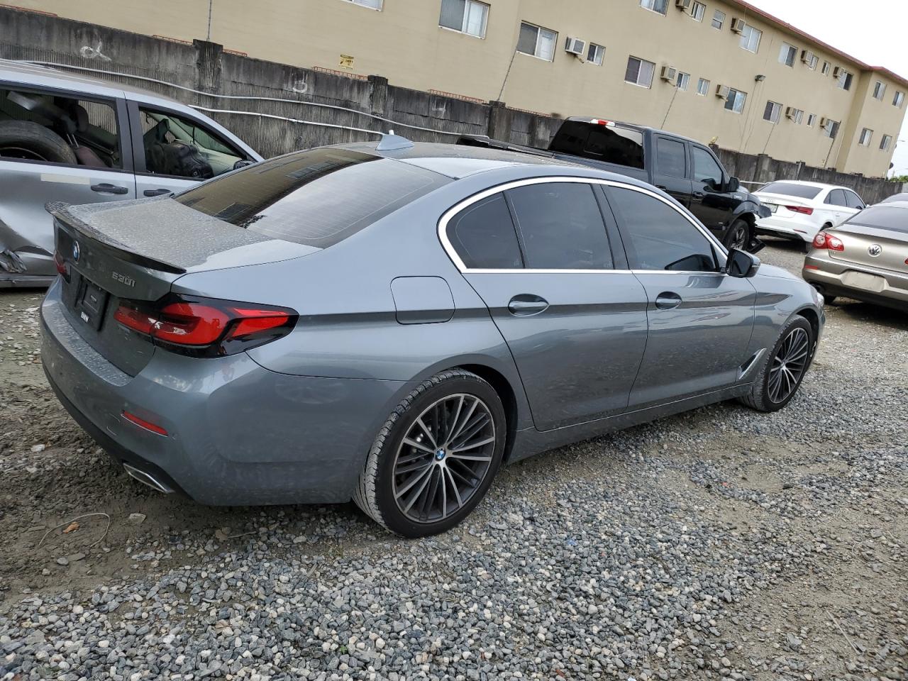 Изображение 3 2021 BMW 530 I 2021 с VIN WBA53BH07MCF73317