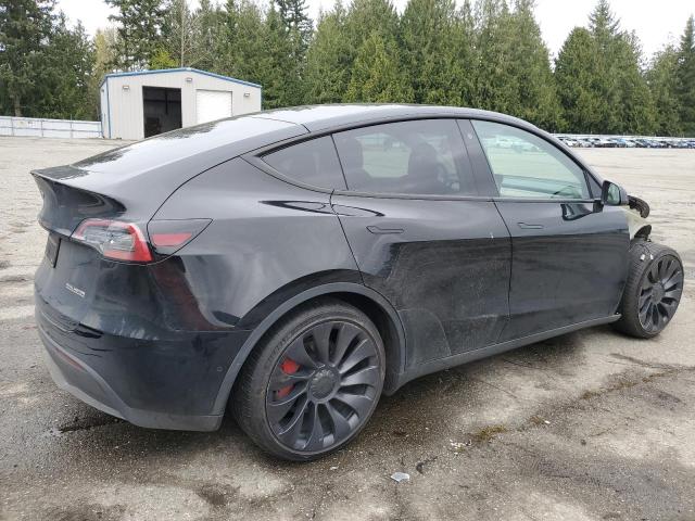 Obraz 3 z 2022 TESLA MODEL Y  2022 z VIN 7SAYGDEF4NF493325