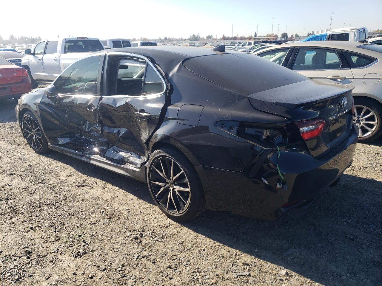Изображение 2 2021 TOYOTA CAMRY SE 2021 с VIN 4T1T11AK1MU435927