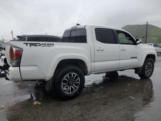 Obraz 3 z 2020 TOYOTA TACOMA DOUBLE CAB 2020 z VIN 3TMCZ5AN3LM328587