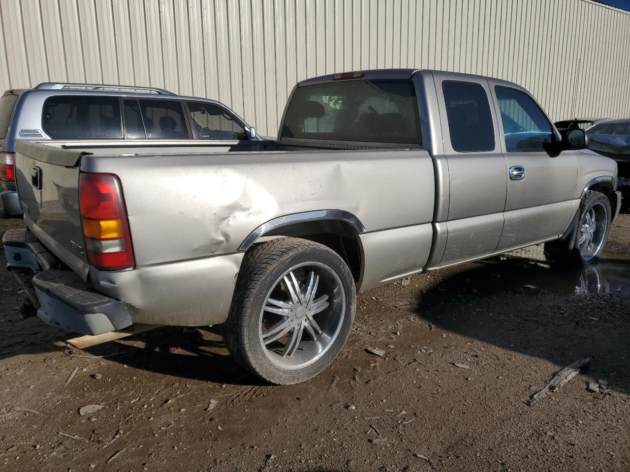 Obraz 3 z 2003 GMC NEW SIERRA C1500 2003 z VIN 2GTEC19T531330497