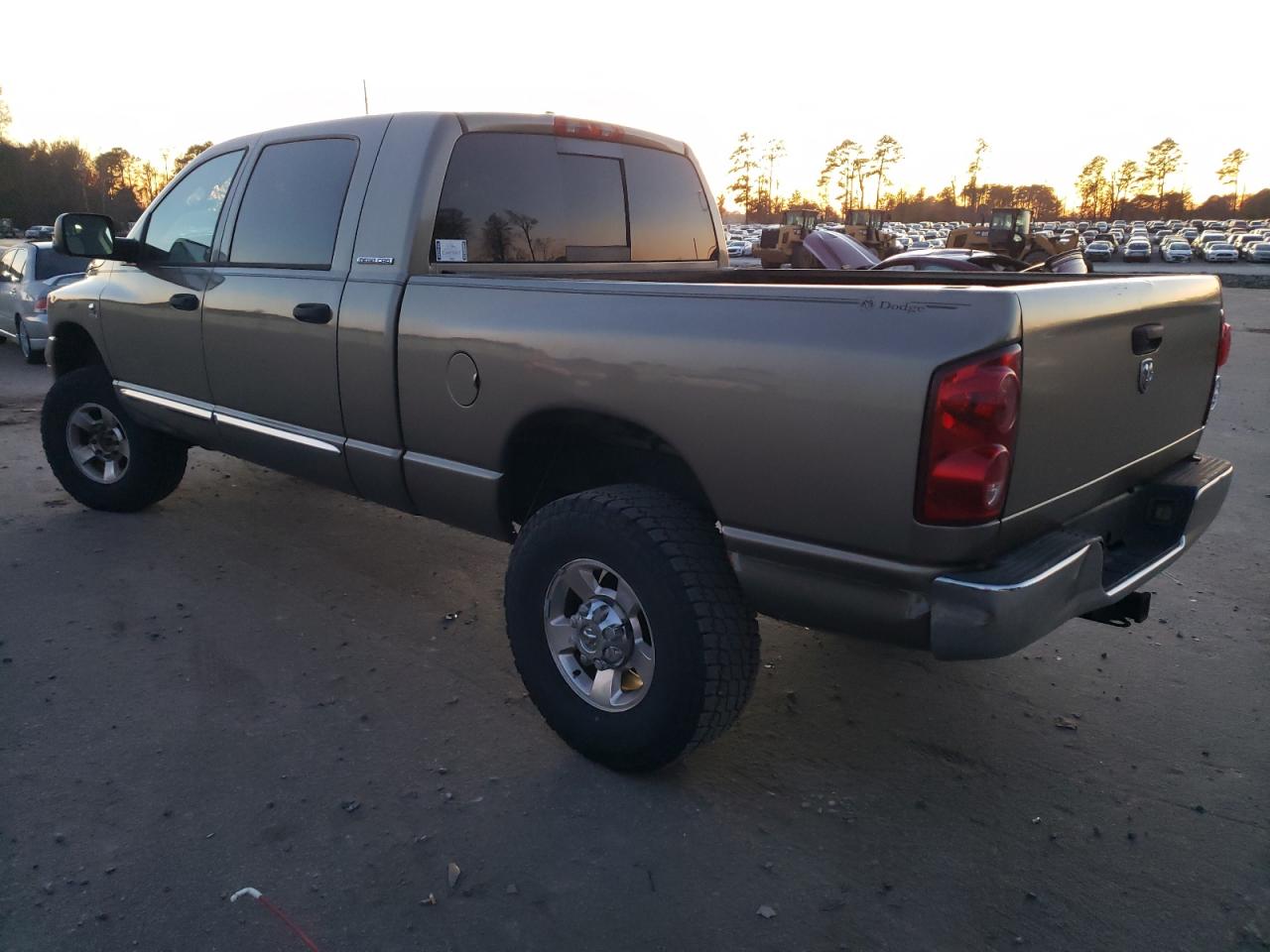 Изображение 2 2007 DODGE RAM 2500  2007 с VIN 3D7KS29C67G702332