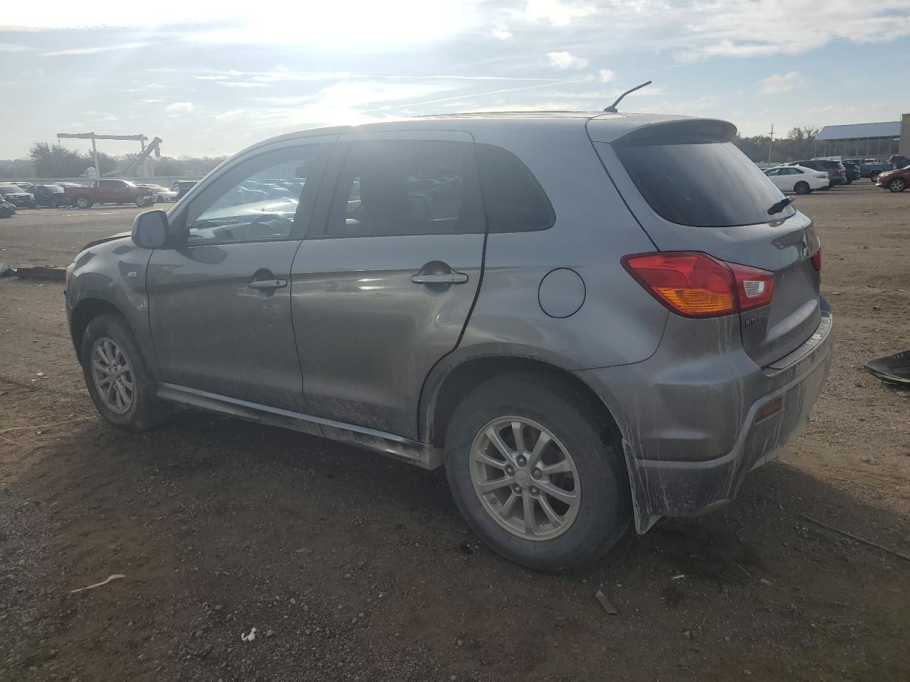 Изображение 2 2012 MITSUBISHI OUTLANDER SPORT ES 2012 с VIN JA4AP3AU3CZ007389