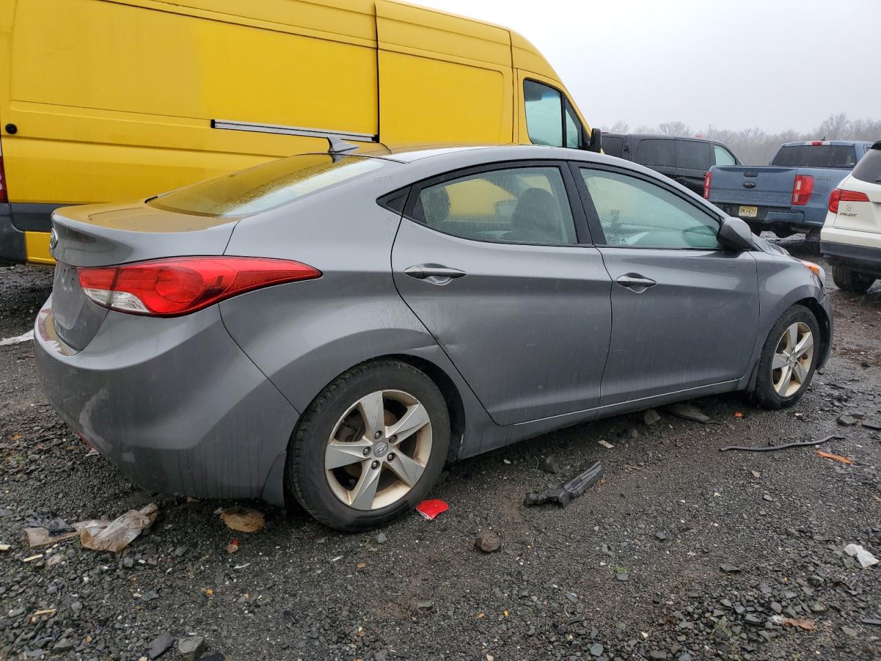 Изображение 3 2013 HYUNDAI ELANTRA GLS 2013 с VIN 5NPDH4AE6DH277286