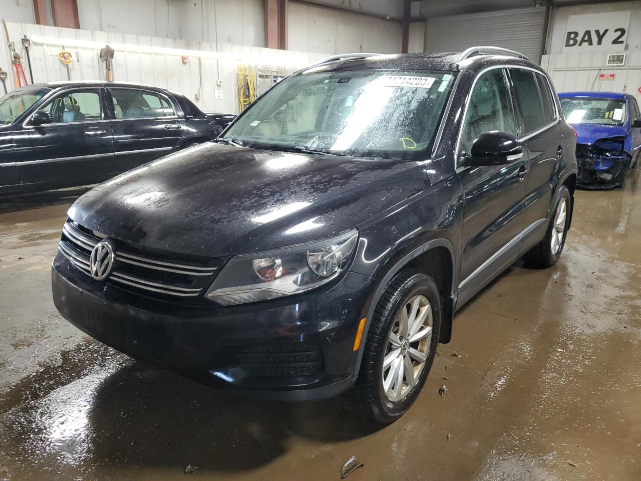 Obraz 1 z 2017 VOLKSWAGEN TIGUAN WOLFSBURG 2017 z VIN WVGSV7AX3HK018017