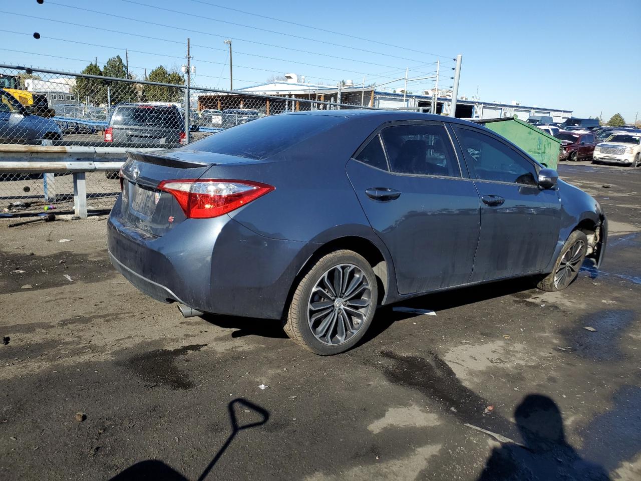 Image 3 of 2014 TOYOTA COROLLA L 2014 with VIN 2T1BURHE9EC013683