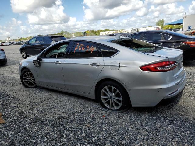 Image 2 of 2019 FORD FUSION SE 2019 with VIN 3FA6P0HD7KR127852