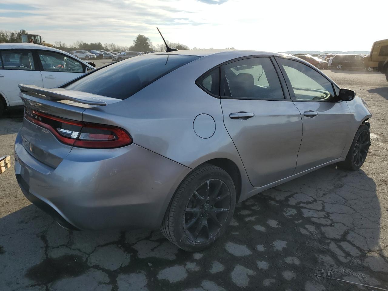 Изображение 3 2015 DODGE DART SXT 2015 с VIN 1C3CDFBB3FD268209