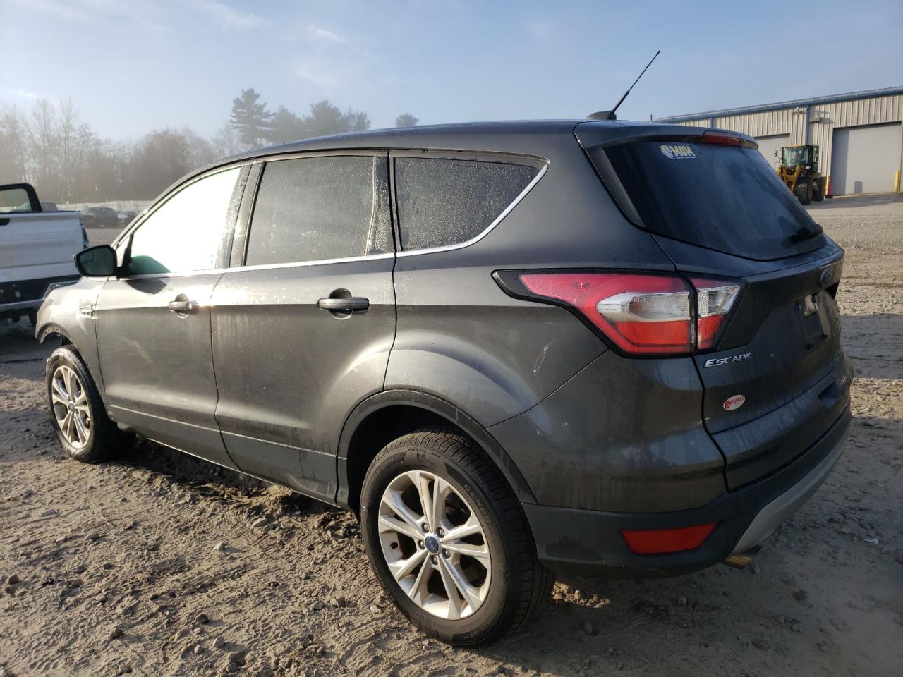Изображение 2 2017 FORD ESCAPE SE 2017 с VIN 1FMCU9GD4HUE41788