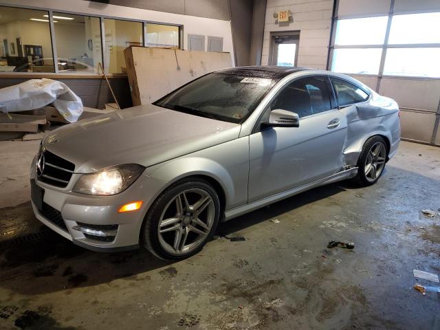 Image 1 of 2014 MERCEDES-BENZ C 250 2014 with VIN WDDGJ4HB2EG167229