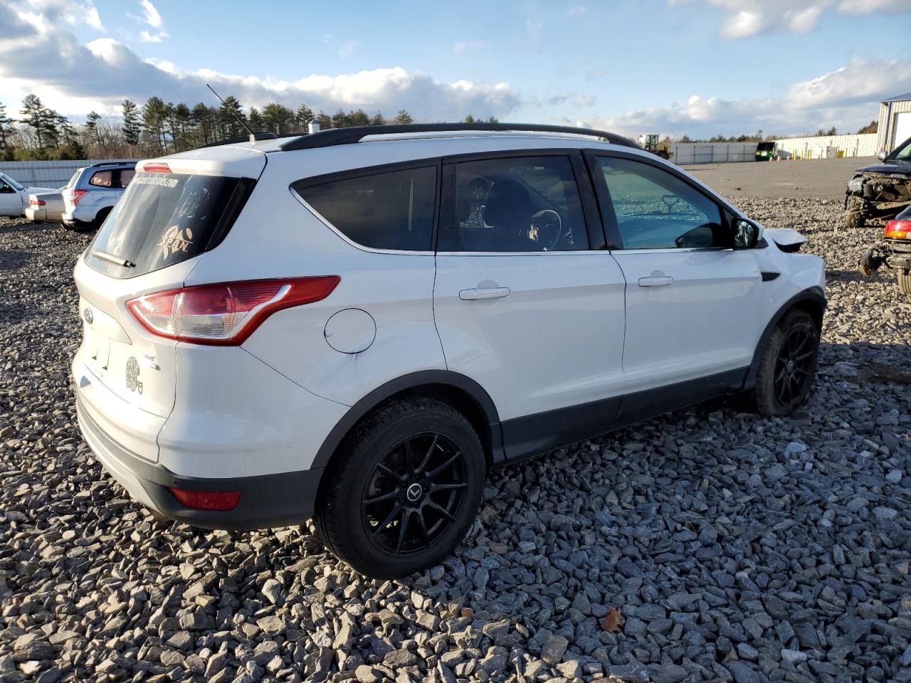 Изображение 3 2015 FORD ESCAPE SE 2015 с VIN 1FMCU9GX7FUB09304