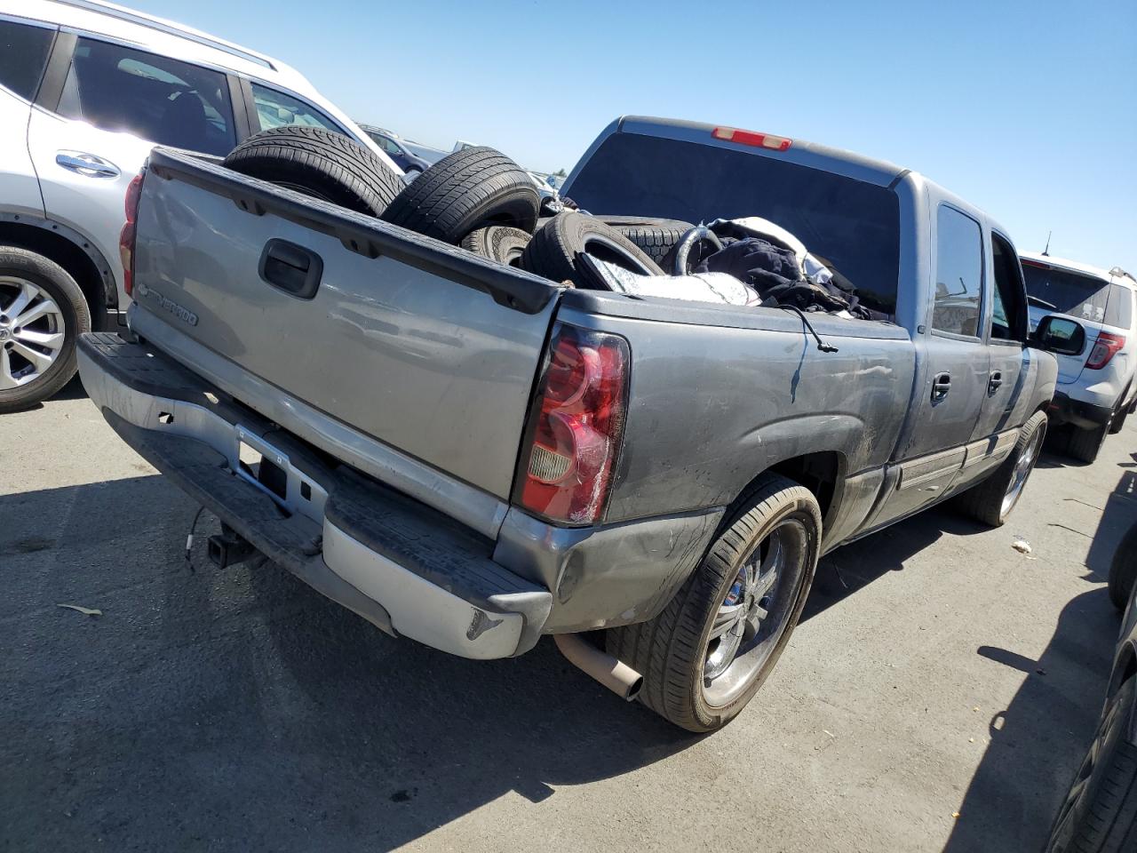 Image 3 of 2006 CHEVROLET SILVERADO C1500 2006 with VIN 2GCEC13T761130332