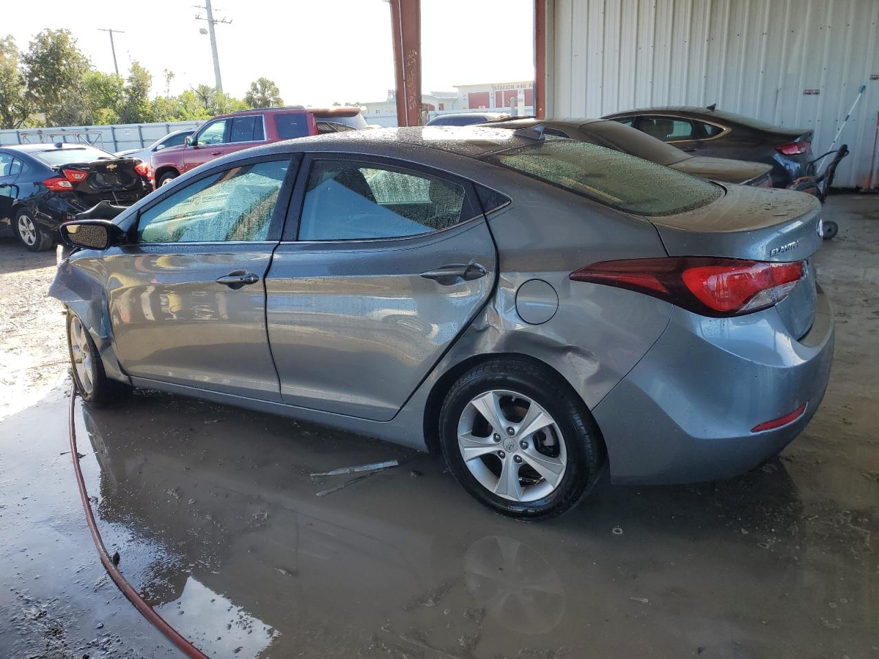 Image 2 of 2016 HYUNDAI ELANTRA SE 2016 with VIN KMHDH4AE2GU634825