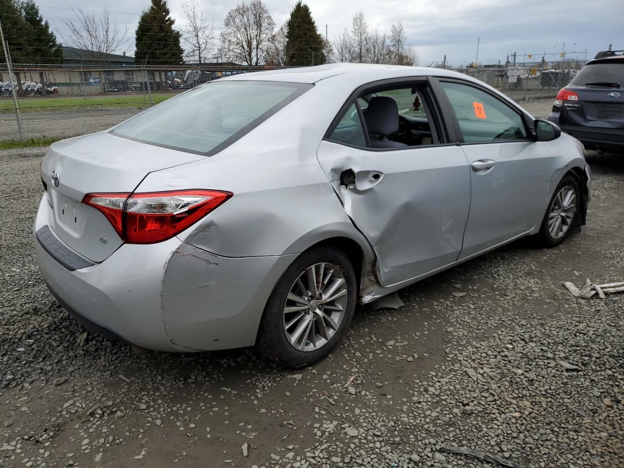 Image 3 of 2015 TOYOTA COROLLA L 2015 with VIN 5YFBURHE1FP182503