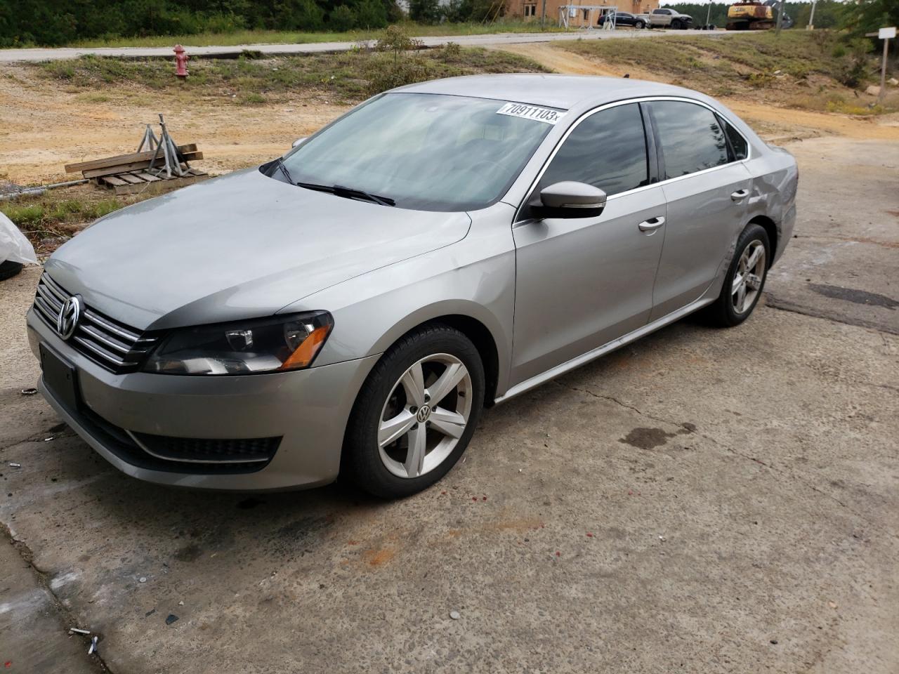 2013 VOLKSWAGEN PASSAT SE 2013 image