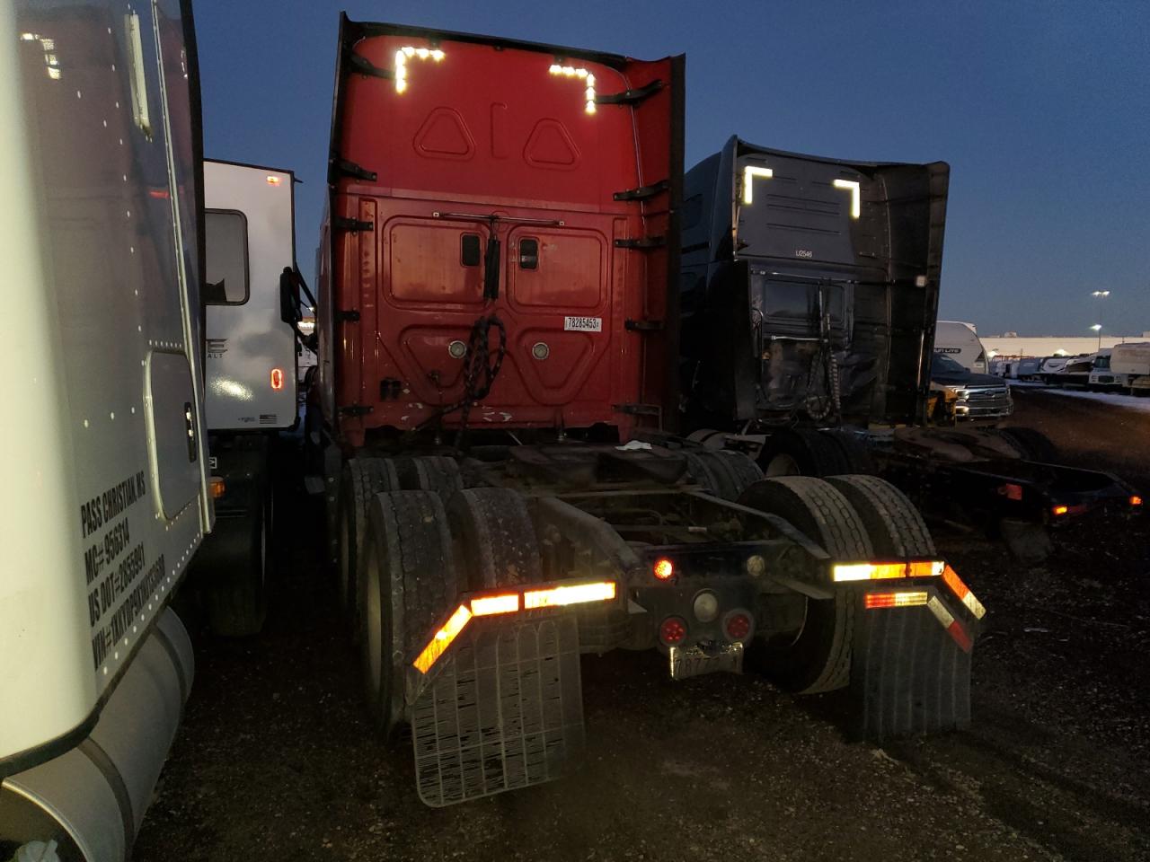 Изображение 3 2016 FREIGHTLINER CASCADIA 125  2016 с VIN 3AKJGLD54GSFP7520
