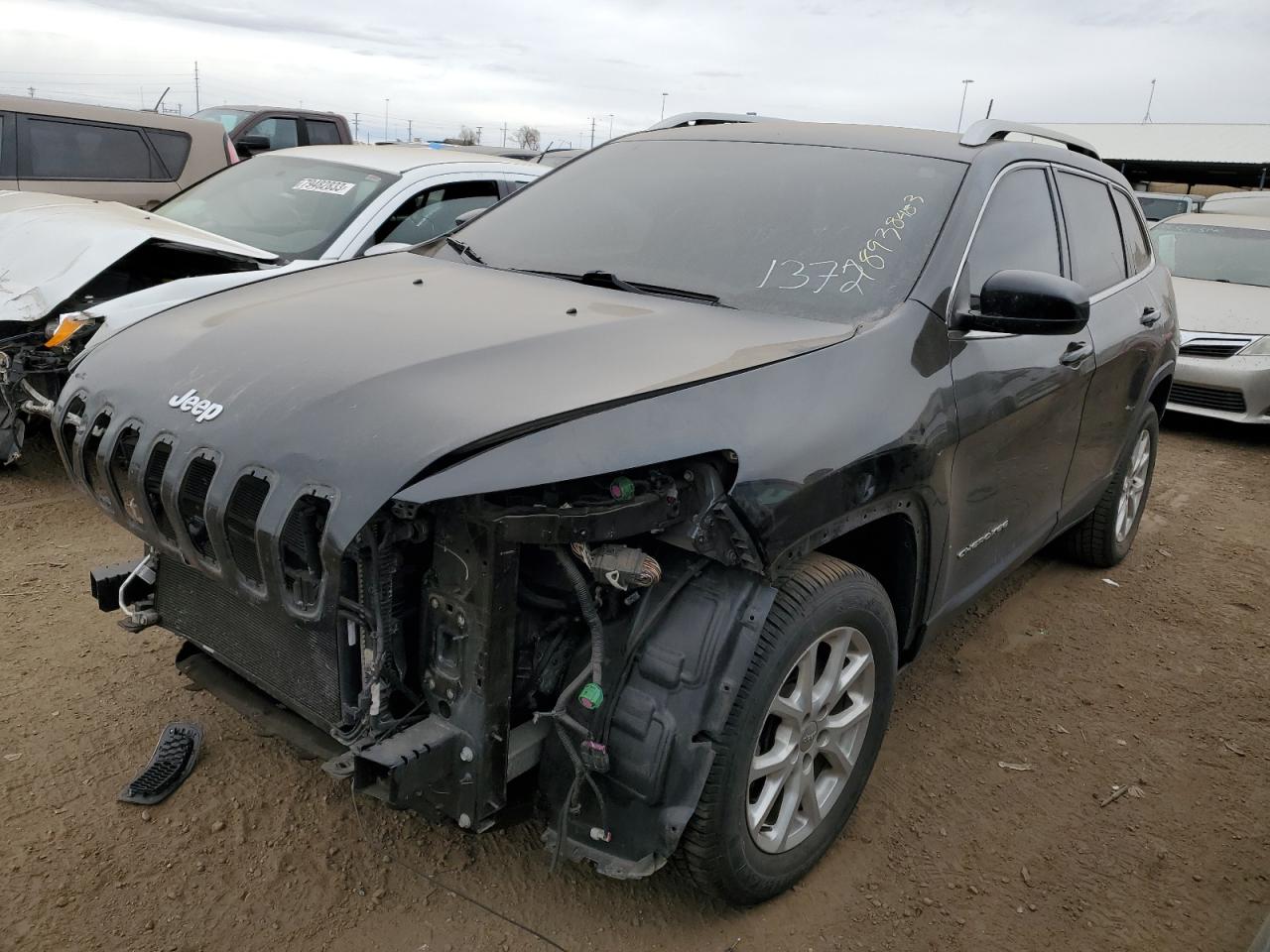 Изображение 1 2016 JEEP CHEROKEE LATITUDE 2016 с VIN 1C4PJMCS6GW268753