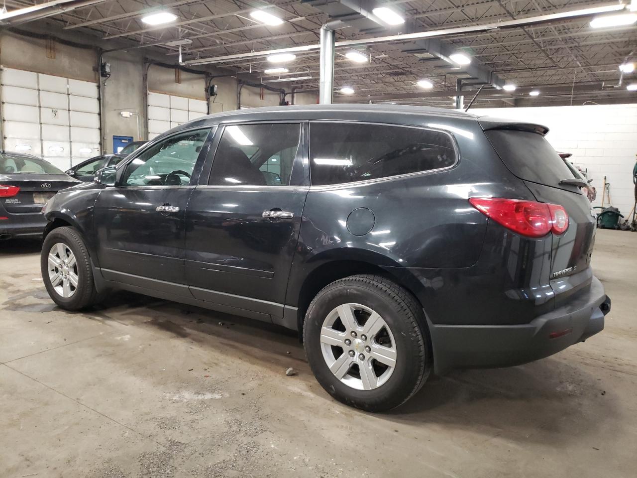 Изображение 2 2012 CHEVROLET TRAVERSE LT 2012 с VIN 1GNKVGED7CJ214374
