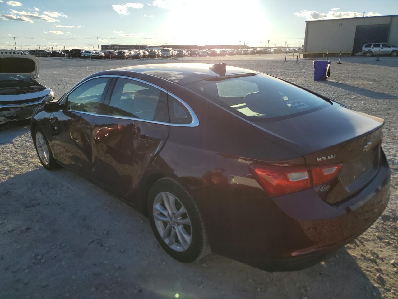 Изображение 2 2016 CHEVROLET MALIBU LT 2016 с VIN 1G1ZE5STXGF324148