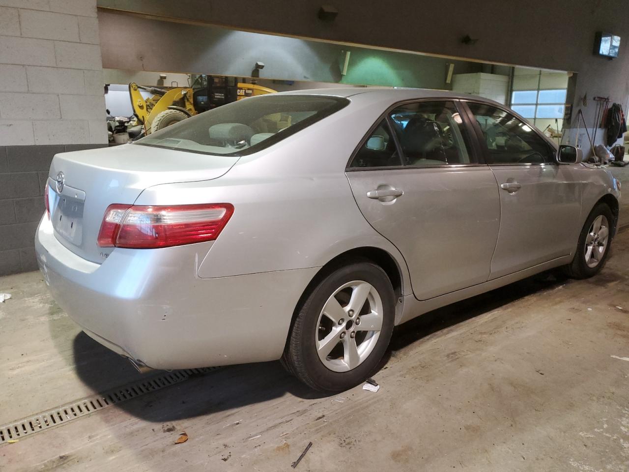 Image 3 of 2007 TOYOTA CAMRY LE 2007 with VIN 4T1BK46K17U045417