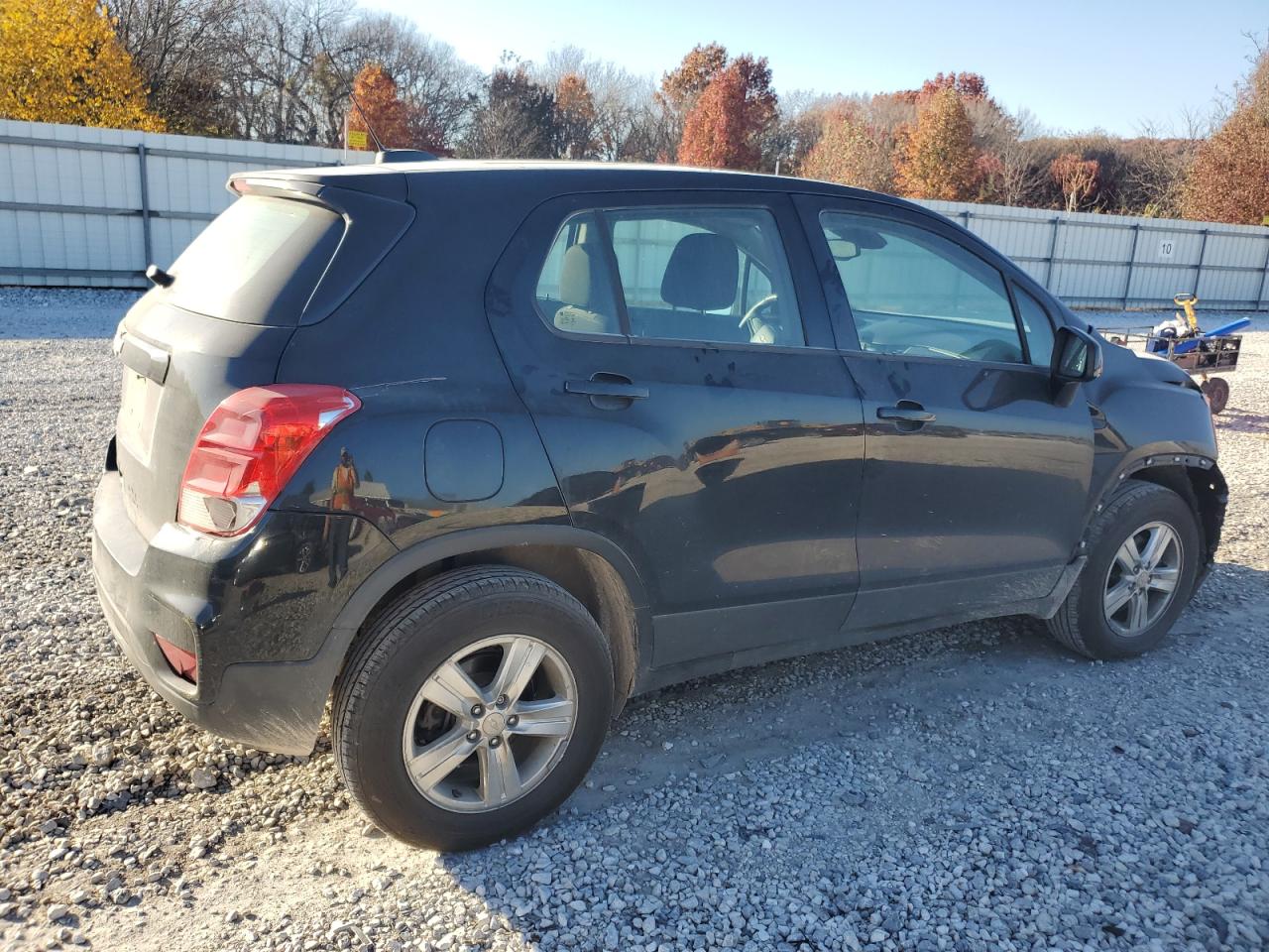 Изображение 3 2017 CHEVROLET TRAX LS 2017 с VIN 3GNCJNSB4HL249879