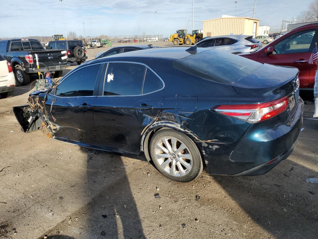 Obraz 2 z 2019 TOYOTA CAMRY L 2019 z VIN 4T1B11HK7KU711302