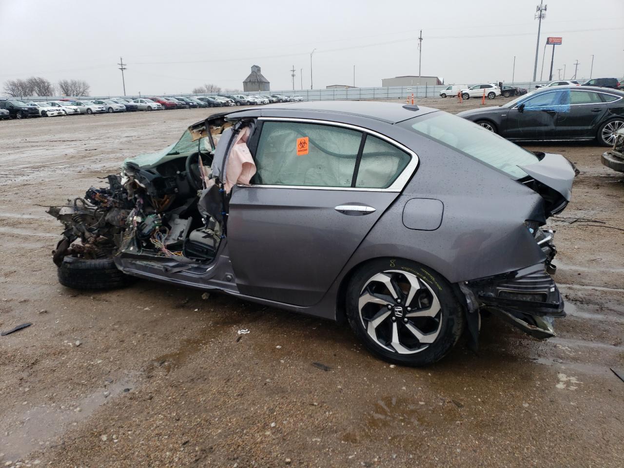 Image 2 of 2016 HONDA ACCORD EXL 2016 with VIN 1HGCR2F85GA139963