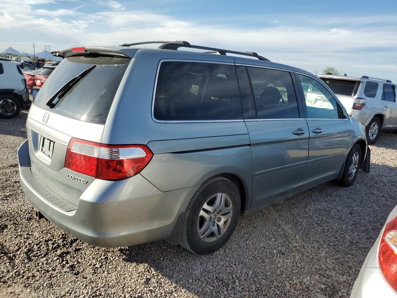 Image 3 of 2005 HONDA ODYSSEY EX 2005 with VIN 5FNRL38495B015578