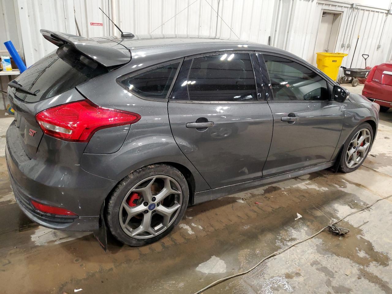 Image 3 of 2018 FORD FOCUS ST 2018 with VIN 1FADP3L93JL209795