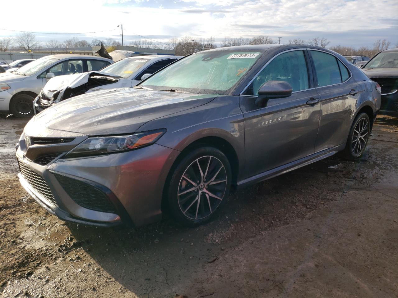 Obraz 1 z 2021 TOYOTA CAMRY SE 2021 z VIN 4T1G11AK4MU564942
