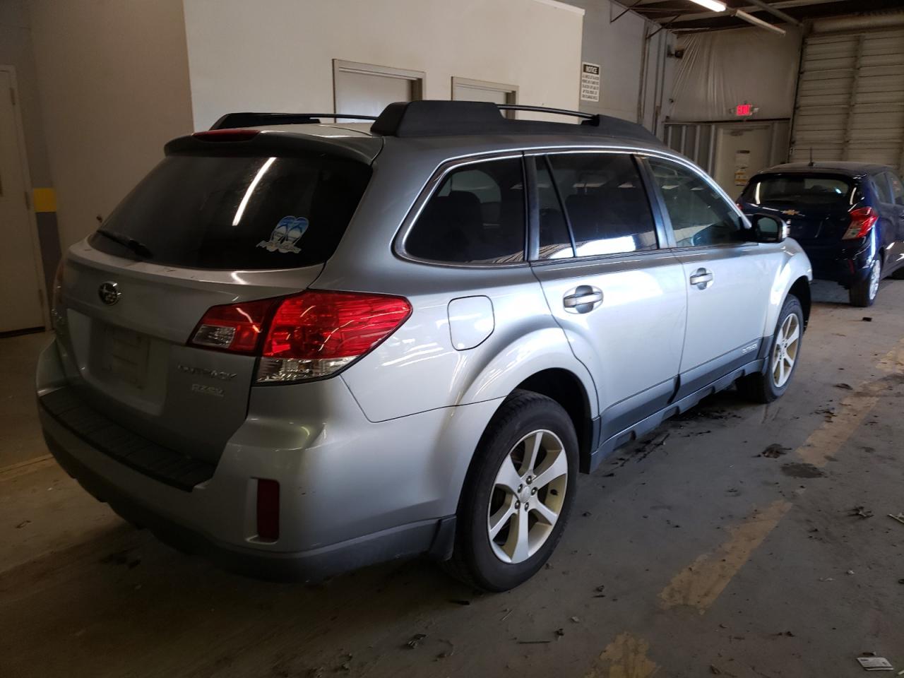 Изображение 3 2013 SUBARU OUTBACK 2.5I PREMIUM 2013 с VIN 4S4BRBCC6D3276327