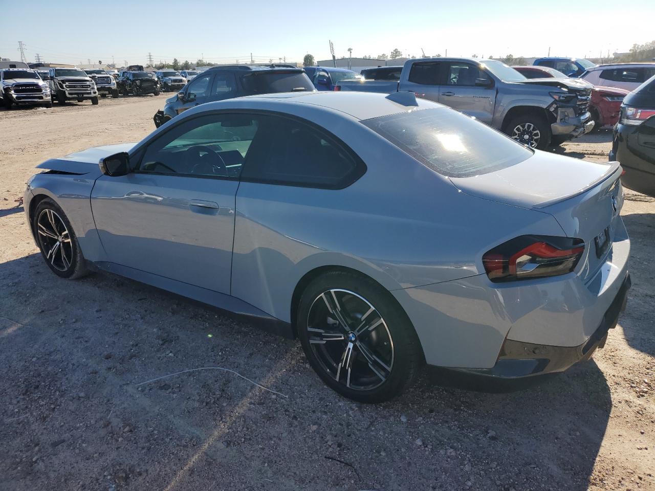 Изображение 2 2022 BMW 230I  2022 с VIN 3MW23CM06N8C49926