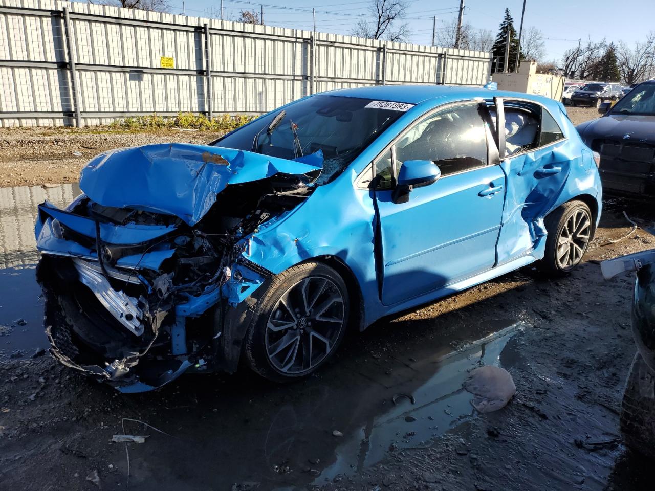 Изображение 1 2022 TOYOTA COROLLA XSE 2022 с VIN JTNA4MBE3N3168418