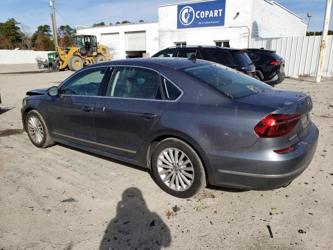 Изображение 2 2017 VOLKSWAGEN PASSAT SE 2017 с VIN 1VWBT7A34HC063479