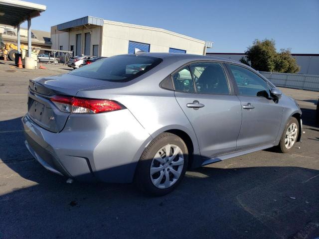 Image 3 of 2022 TOYOTA COROLLA LE 2022 with VIN 5YFEPMAE7NP282752