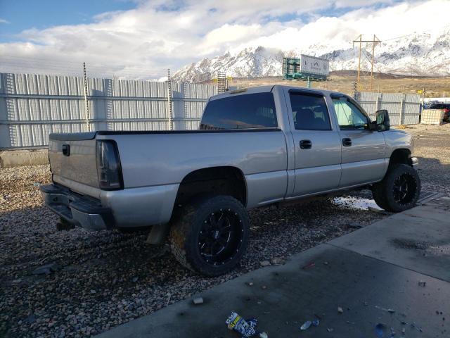 Image 3 of 2004 CHEVROLET SILVERADO K2500 HEAVY DUTY 2004 with VIN 1GCHK23144F135322