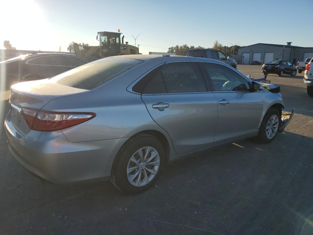 Image 3 of 2016 TOYOTA CAMRY LE 2016 with VIN 4T1BF1FK8GU575614