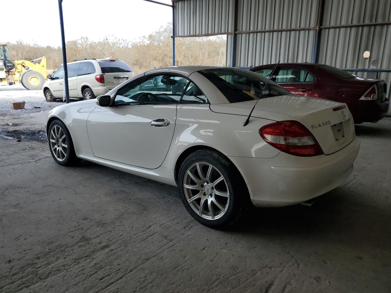 Obraz 2 z 2007 MERCEDES-BENZ SLK 350 2007 z VIN WDBWK56F37F138652